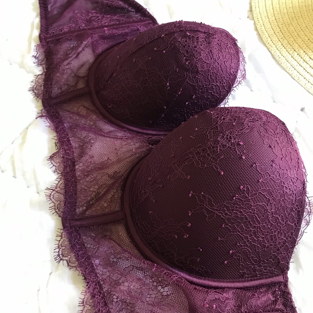 Sexy Victoria’s Secret Embroidered Bra